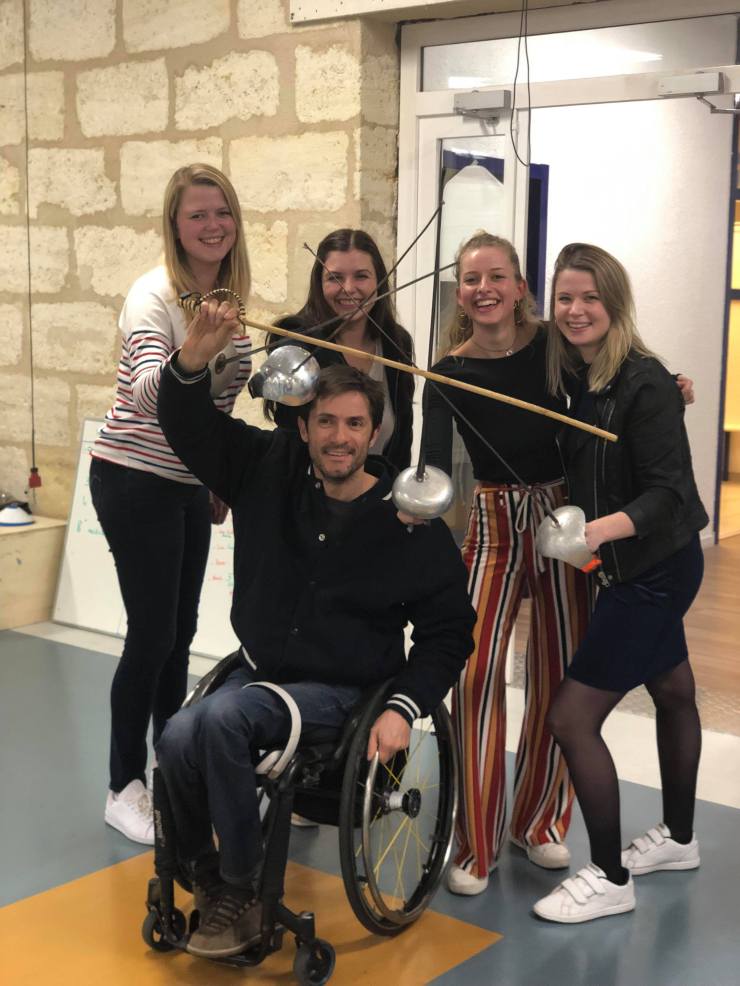 En présence de Cyril Moré 